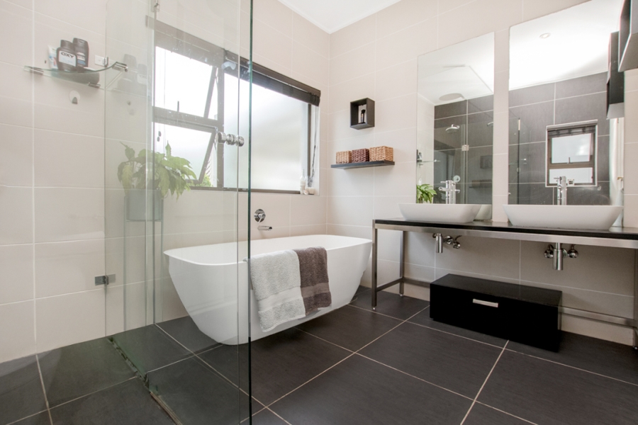 3 Bedroom Property for Sale in Magaliessig Gauteng