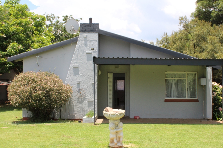 3 Bedroom Property for Sale in Meyerton Central Gauteng