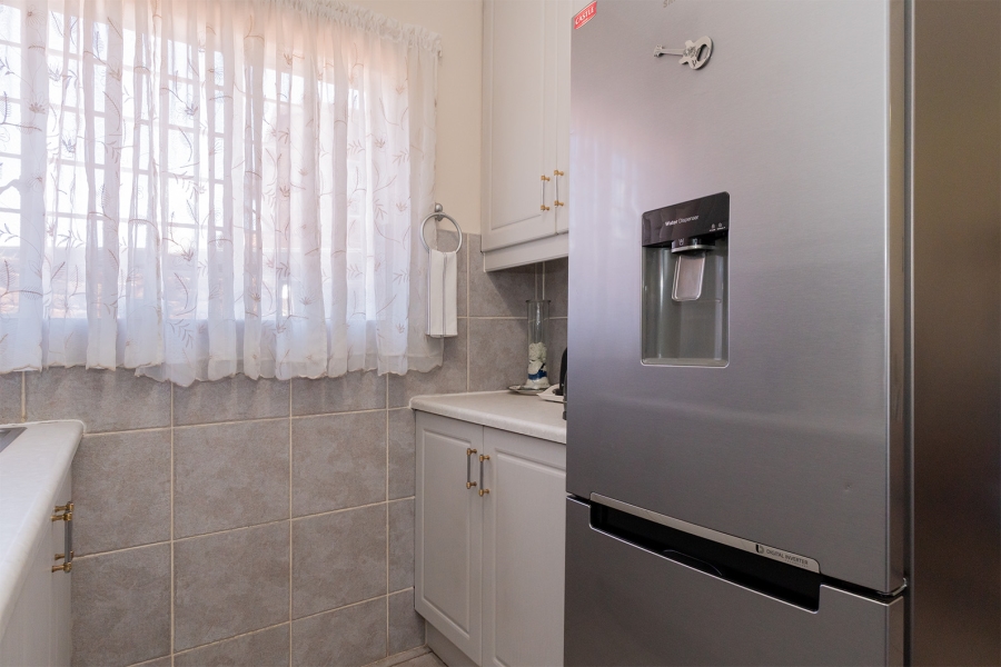 2 Bedroom Property for Sale in Freeway Park Gauteng