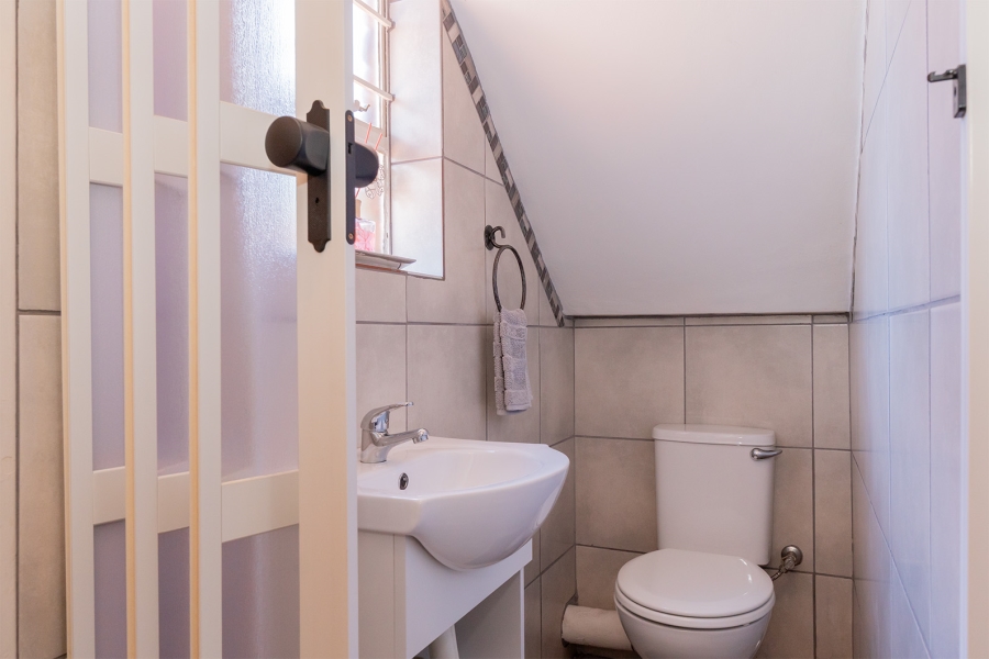 2 Bedroom Property for Sale in Freeway Park Gauteng