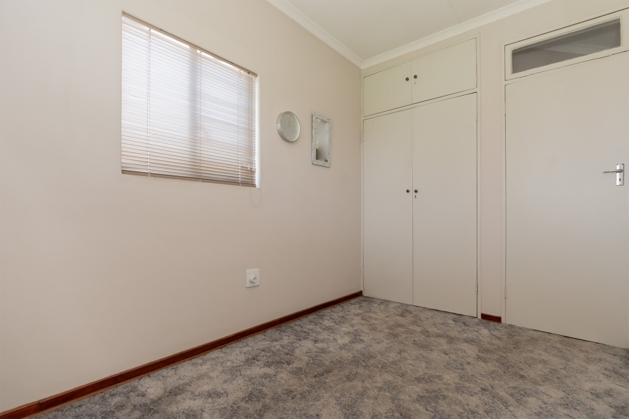 2 Bedroom Property for Sale in Freeway Park Gauteng