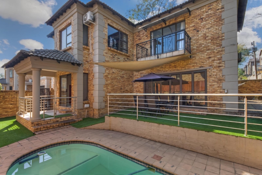 4 Bedroom Property for Sale in Ferndale Gauteng