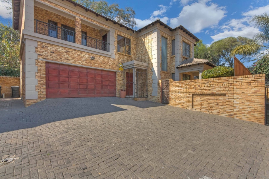 4 Bedroom Property for Sale in Ferndale Gauteng