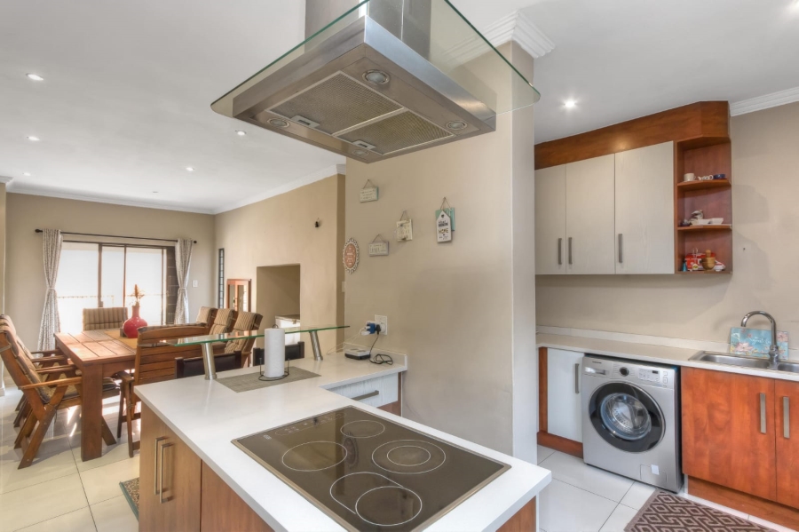 4 Bedroom Property for Sale in Ferndale Gauteng