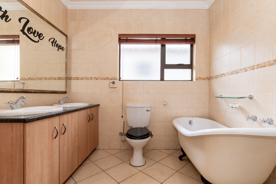 3 Bedroom Property for Sale in Elma Park Gauteng