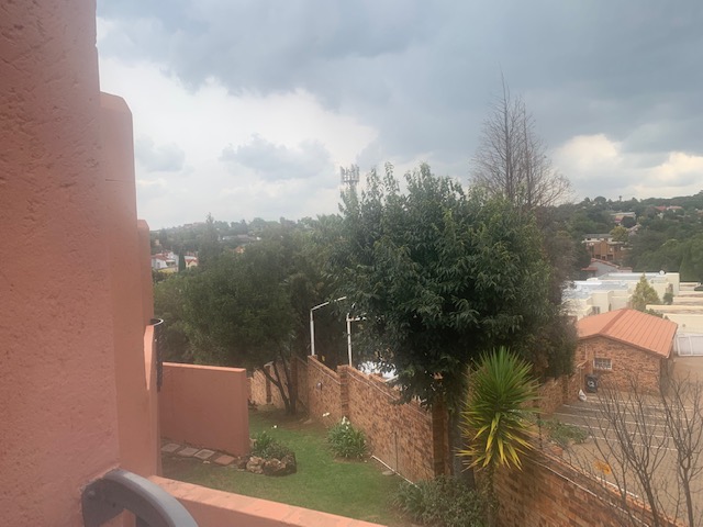 2 Bedroom Property for Sale in Ridgeway Gauteng