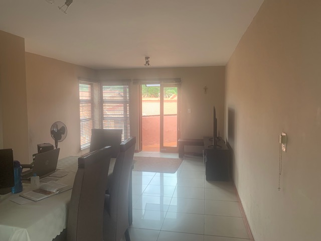 2 Bedroom Property for Sale in Ridgeway Gauteng