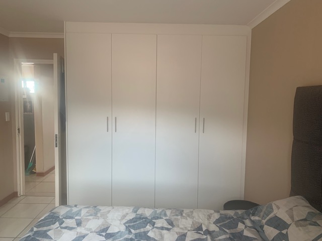 2 Bedroom Property for Sale in Ridgeway Gauteng