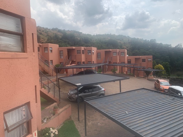 2 Bedroom Property for Sale in Ridgeway Gauteng