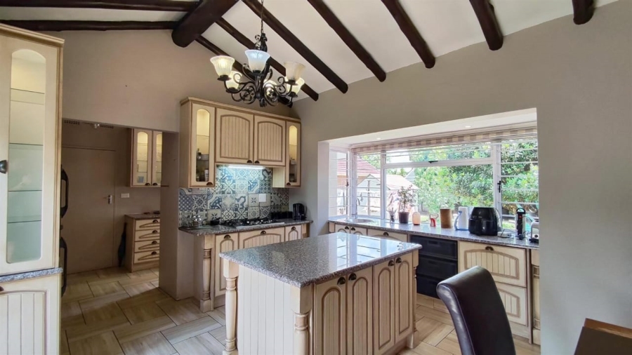 4 Bedroom Property for Sale in Farrarmere Gauteng