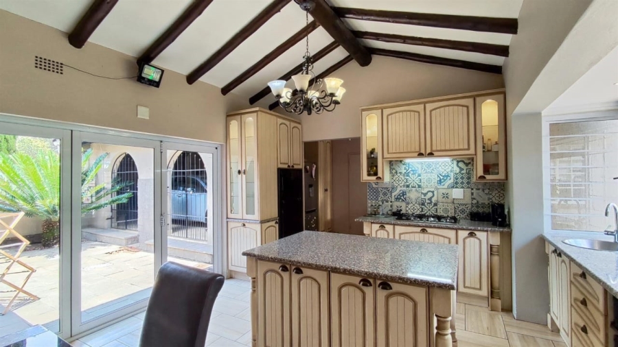 4 Bedroom Property for Sale in Farrarmere Gauteng