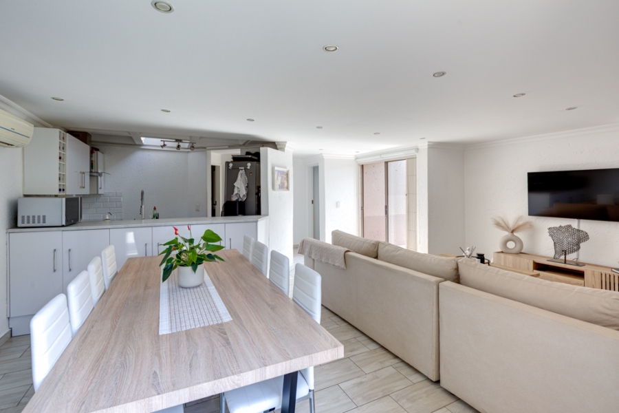 2 Bedroom Property for Sale in North Riding Gauteng