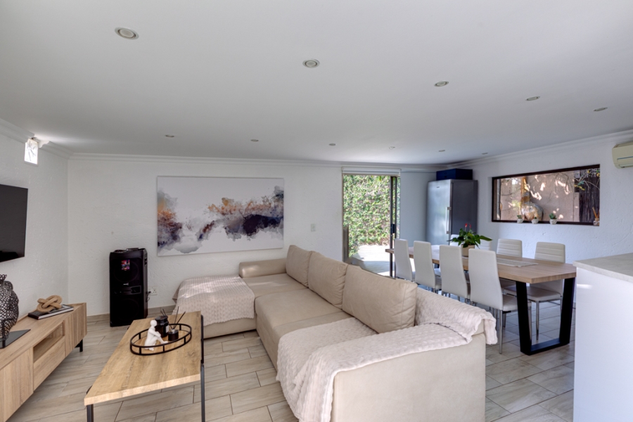 2 Bedroom Property for Sale in North Riding Gauteng