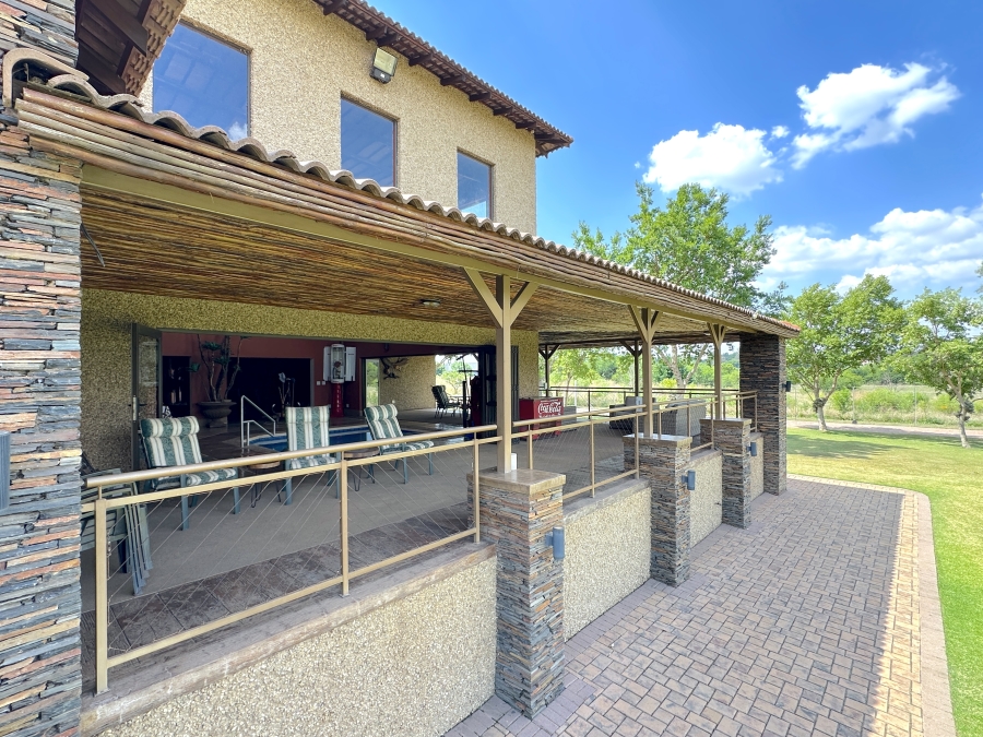 5 Bedroom Property for Sale in Marlbank Gauteng