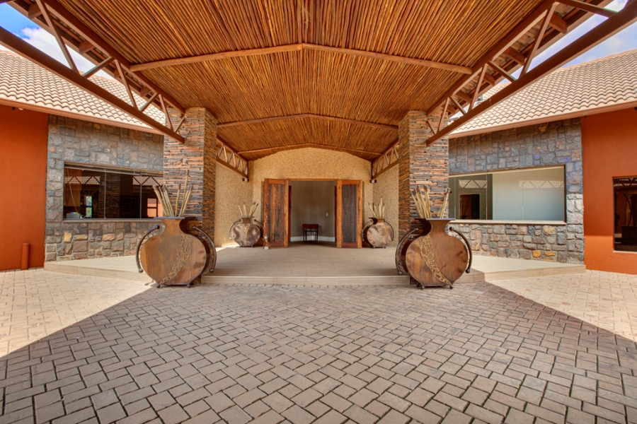 5 Bedroom Property for Sale in Marlbank Gauteng