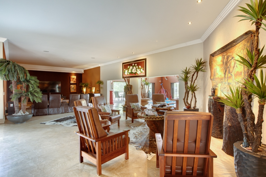5 Bedroom Property for Sale in Marlbank Gauteng