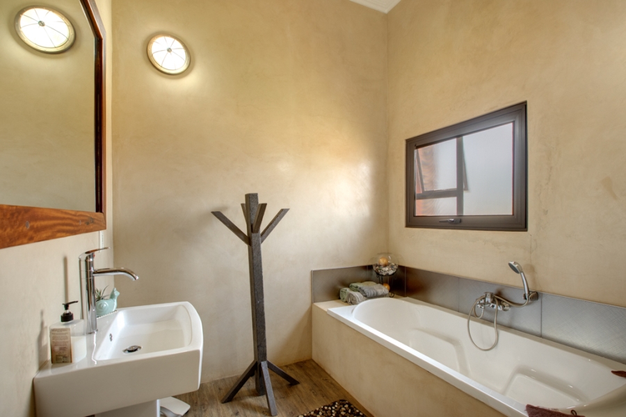 5 Bedroom Property for Sale in Marlbank Gauteng