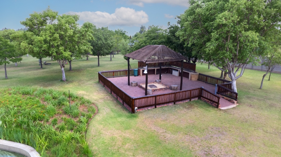 5 Bedroom Property for Sale in Marlbank Gauteng