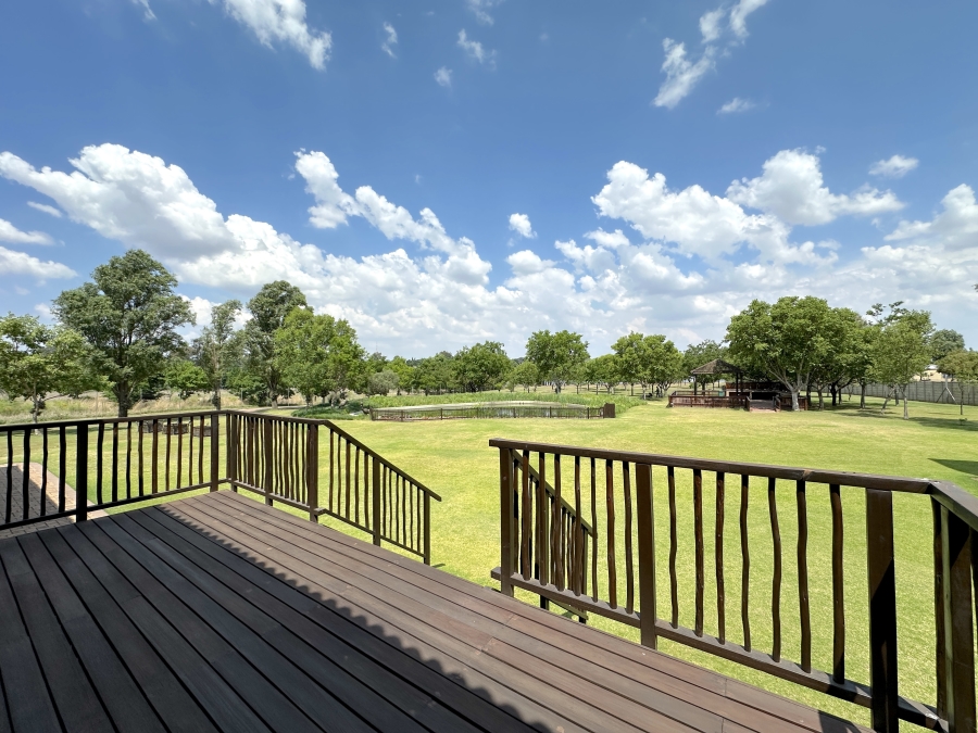 5 Bedroom Property for Sale in Marlbank Gauteng