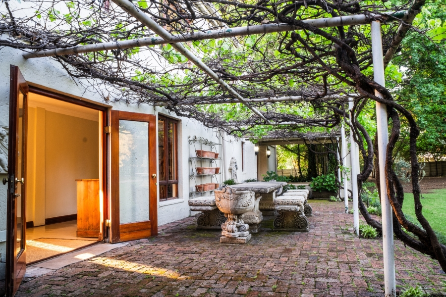 5 Bedroom Property for Sale in Miravaal Gauteng