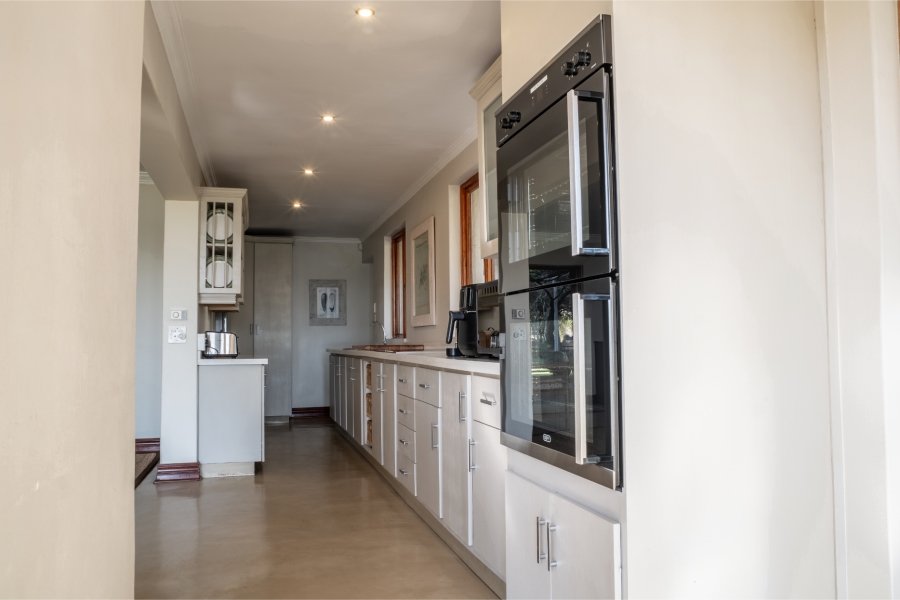 5 Bedroom Property for Sale in Miravaal Gauteng