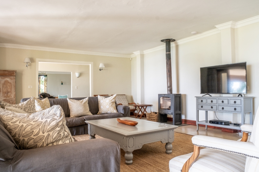 5 Bedroom Property for Sale in Miravaal Gauteng