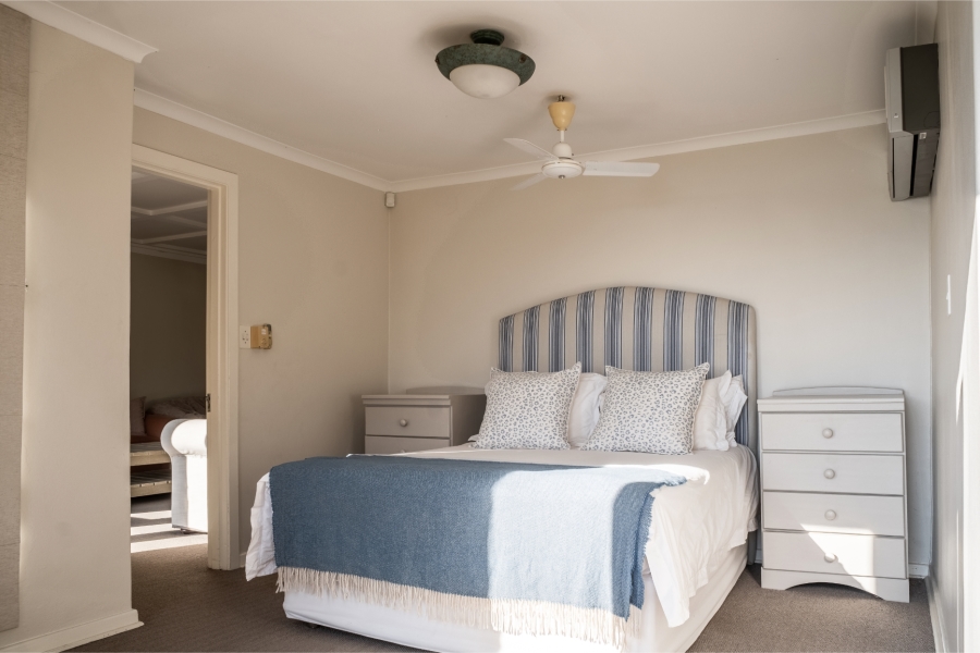 5 Bedroom Property for Sale in Miravaal Gauteng