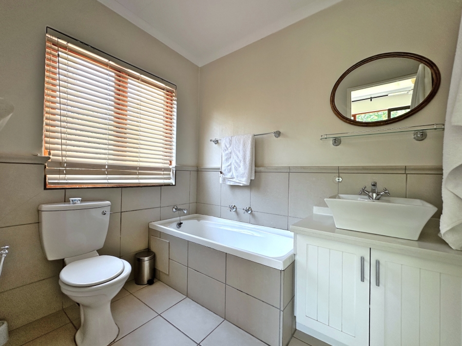 5 Bedroom Property for Sale in Miravaal Gauteng