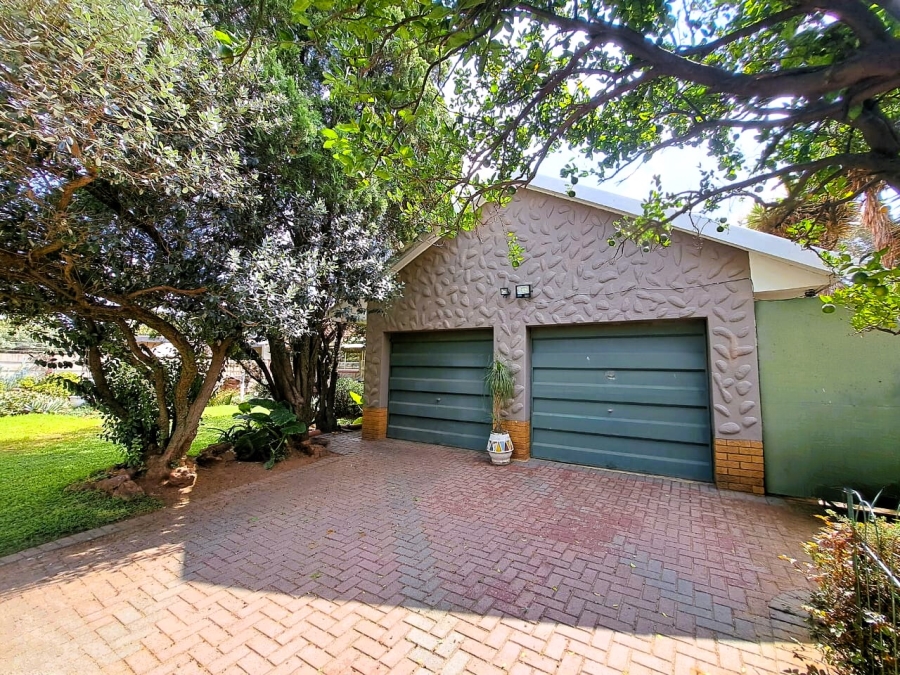 3 Bedroom Property for Sale in Sonland Park Gauteng