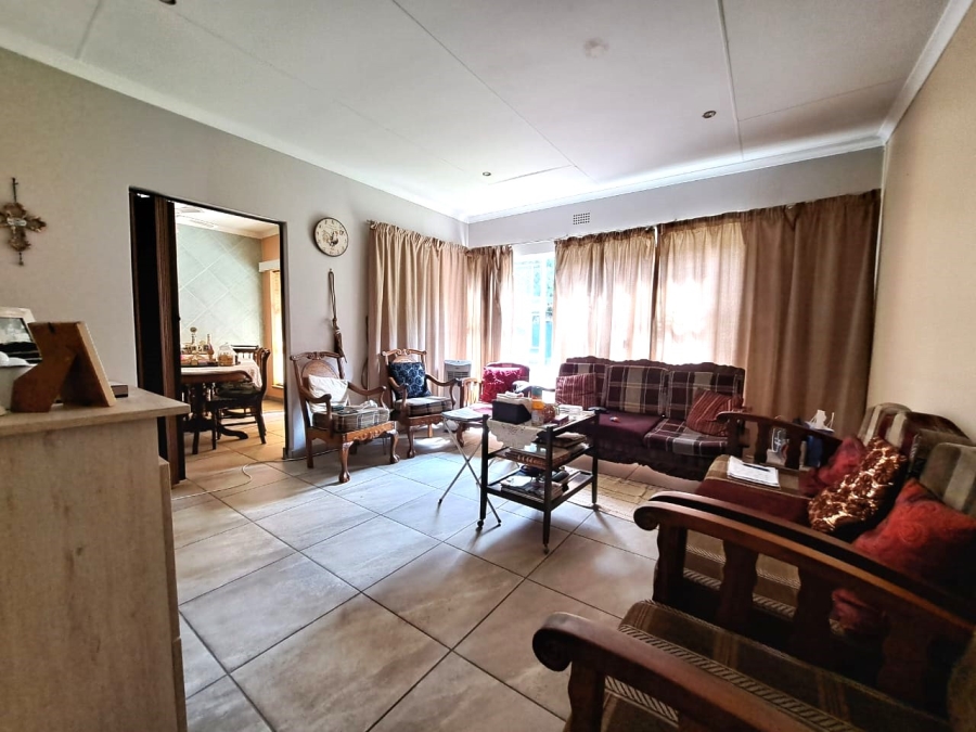 3 Bedroom Property for Sale in Sonland Park Gauteng