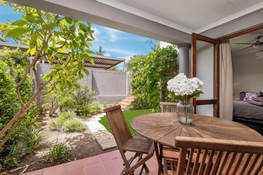 2 Bedroom Property for Sale in Bryanston Gauteng