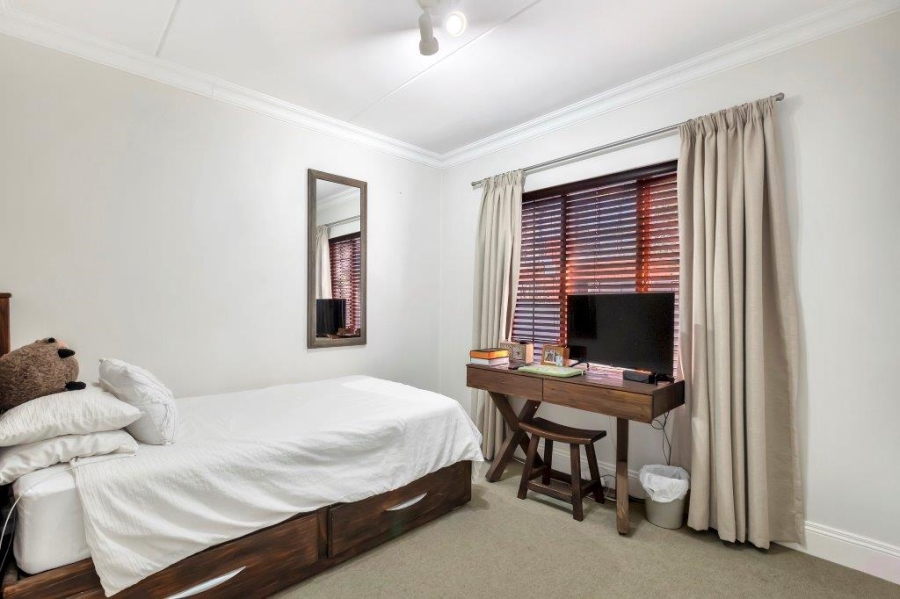 2 Bedroom Property for Sale in Bryanston Gauteng