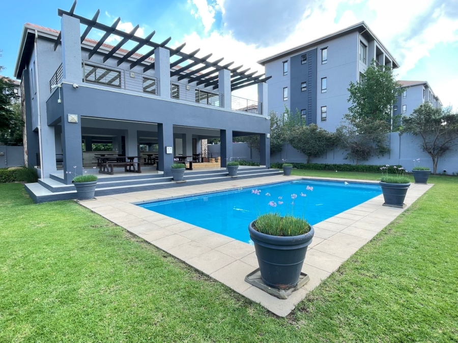 To Let 1 Bedroom Property for Rent in Lonehill Gauteng