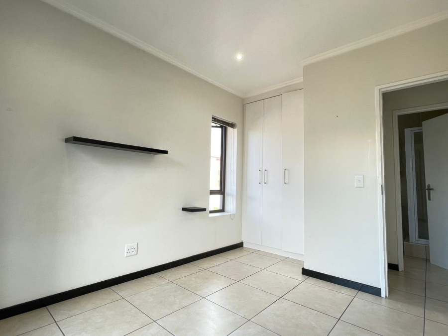 To Let 1 Bedroom Property for Rent in Lonehill Gauteng