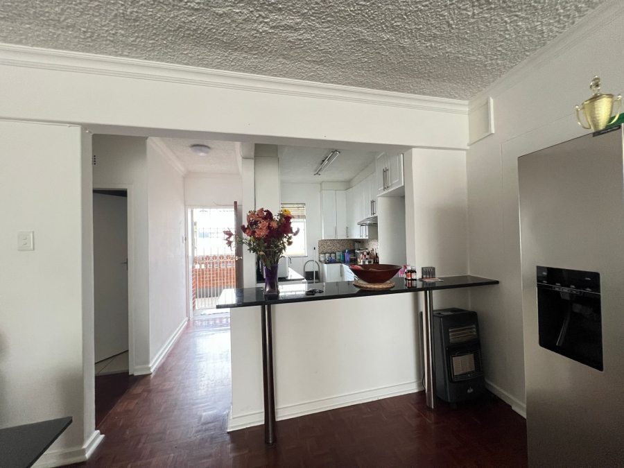 To Let 2 Bedroom Property for Rent in Craighall Park Gauteng