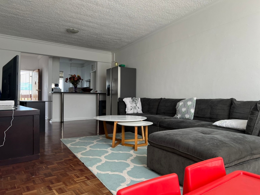 To Let 2 Bedroom Property for Rent in Craighall Park Gauteng