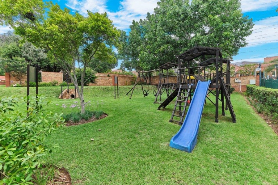 2 Bedroom Property for Sale in Olivedale Gauteng