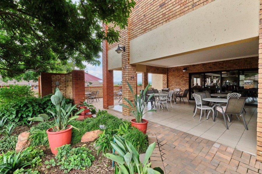 2 Bedroom Property for Sale in Olivedale Gauteng