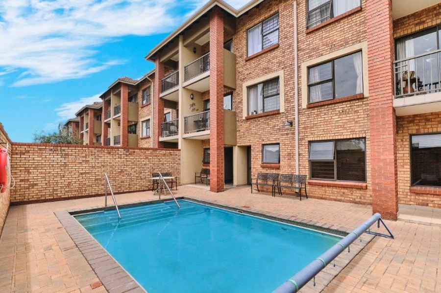 2 Bedroom Property for Sale in Olivedale Gauteng