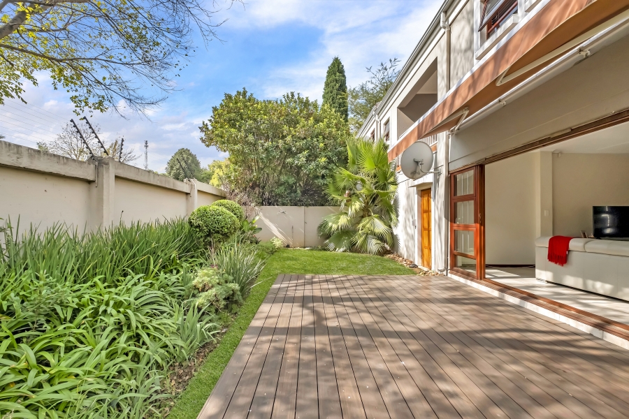 To Let 3 Bedroom Property for Rent in Bryanston Gauteng