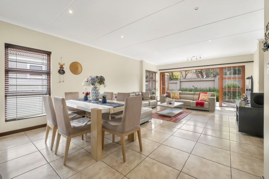 To Let 3 Bedroom Property for Rent in Bryanston Gauteng