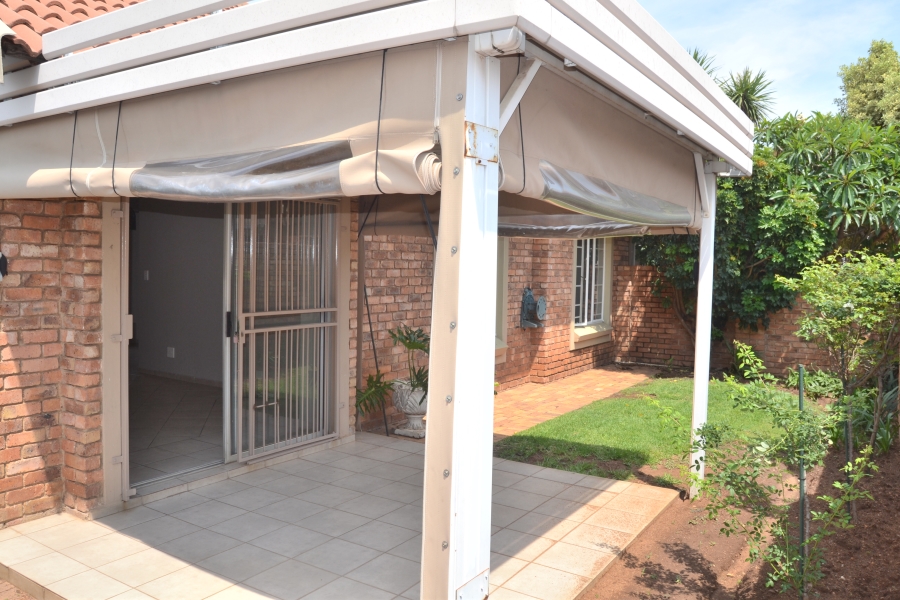 2 Bedroom Property for Sale in Amberfield Gauteng