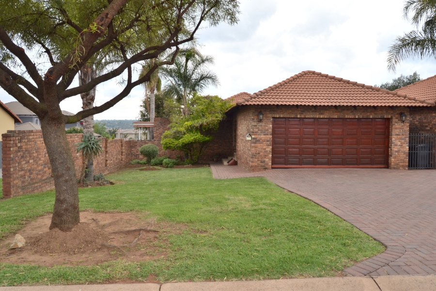 3 Bedroom Property for Sale in Thatchfield Estate Gauteng