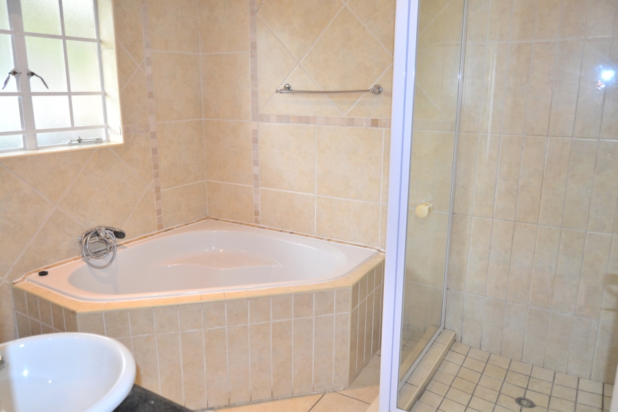 3 Bedroom Property for Sale in Thatchfield Estate Gauteng