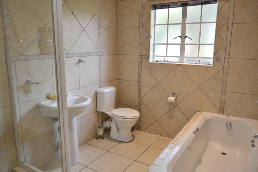 3 Bedroom Property for Sale in Thatchfield Estate Gauteng