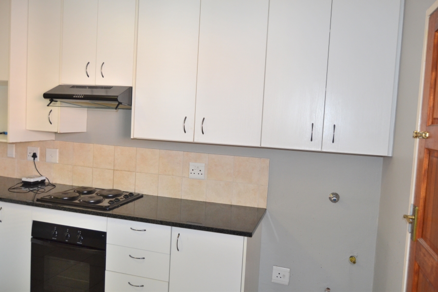 3 Bedroom Property for Sale in Kosmosdal Gauteng