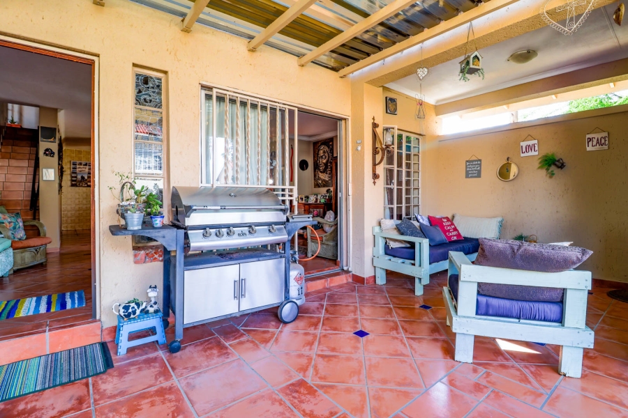 3 Bedroom Property for Sale in Amberfield Gauteng