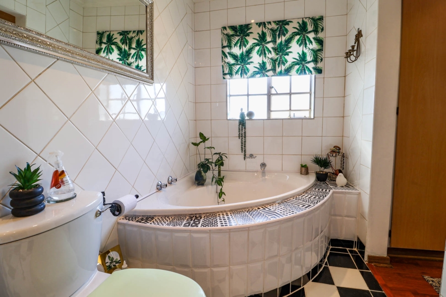 3 Bedroom Property for Sale in Amberfield Gauteng