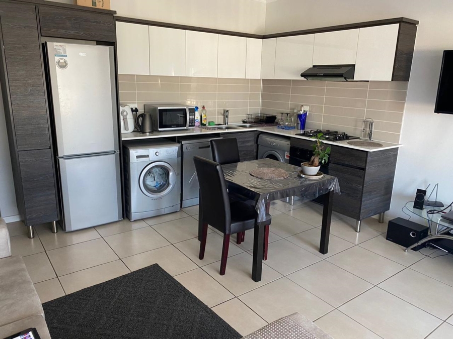 To Let 1 Bedroom Property for Rent in Greenstone Hill Gauteng