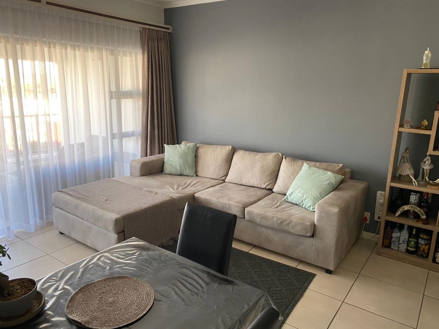 To Let 1 Bedroom Property for Rent in Greenstone Hill Gauteng